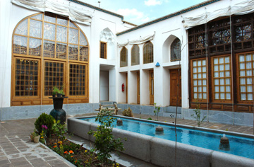 Kianpour Boutique Hotel_Yard after restoration