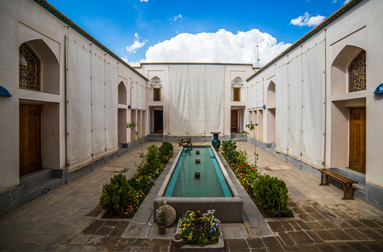 Kianpour Boutique Hotel_Yard after restoration