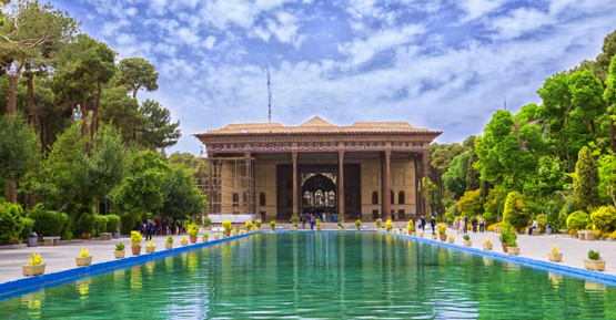 Chehel Sotoon Palace
