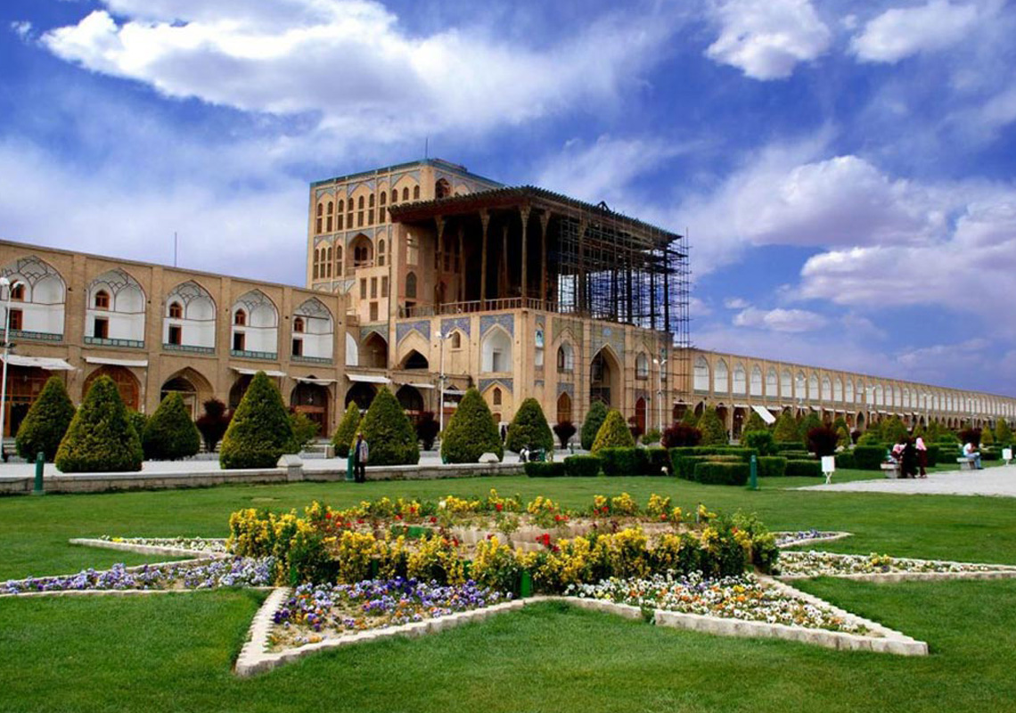 Aali Qapu Palace