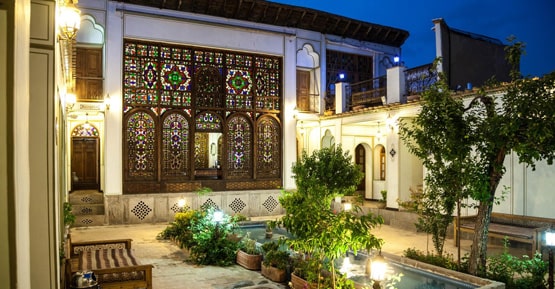 Traditional hotels in Isfahan