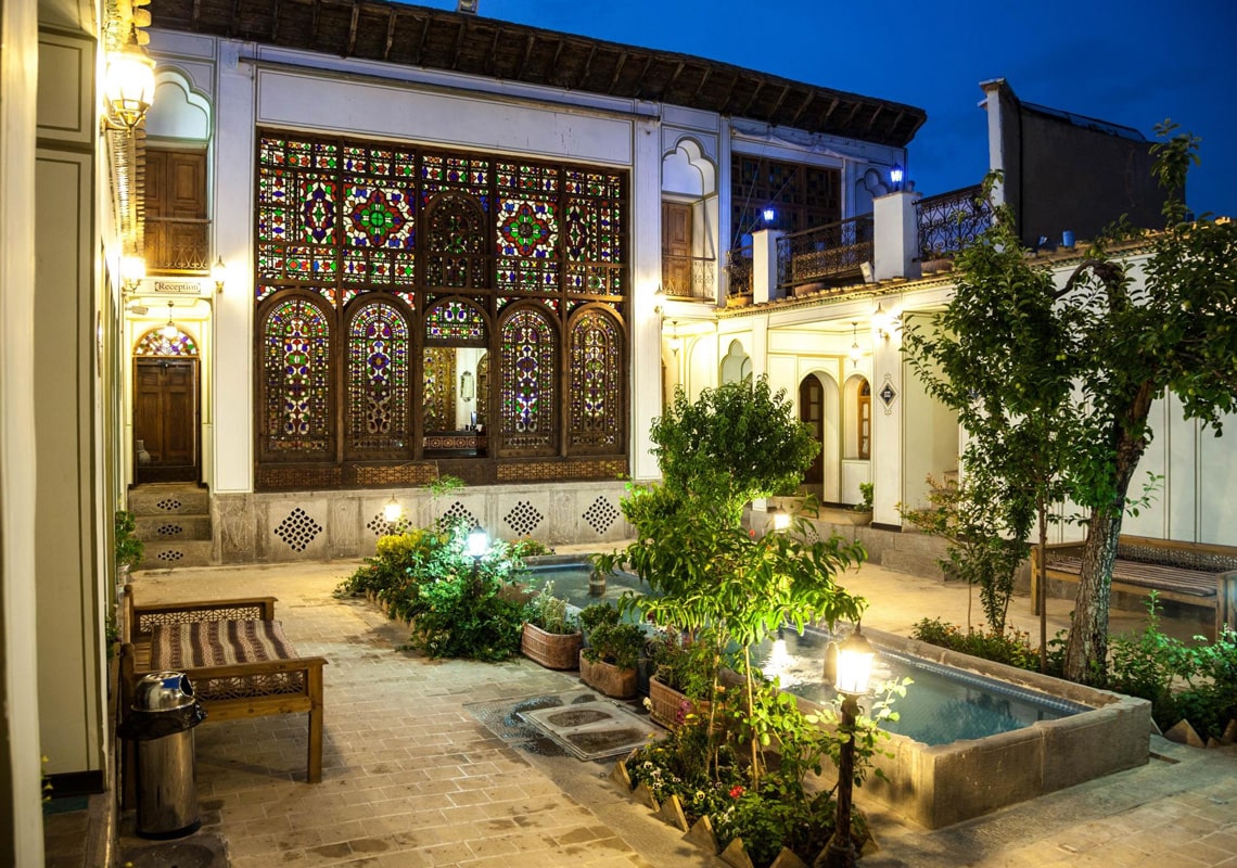 Traditional hotels in Isfahan